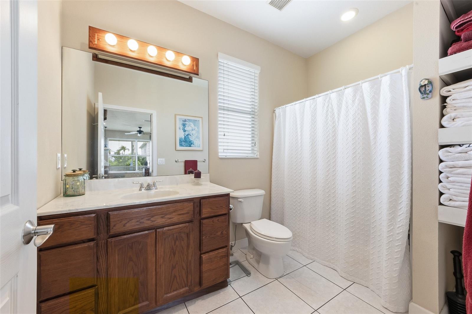 Image 33 of 55 For 310 13th Avenue W