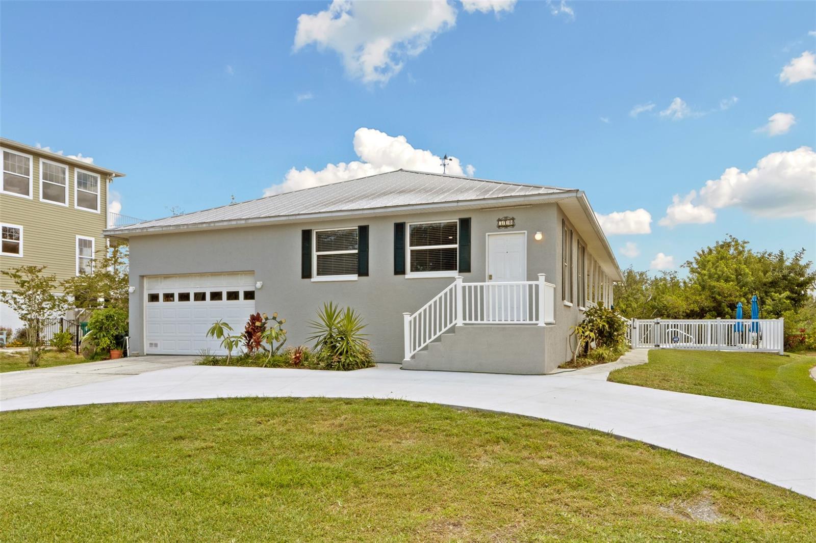 Image 47 of 55 For 310 13th Avenue W