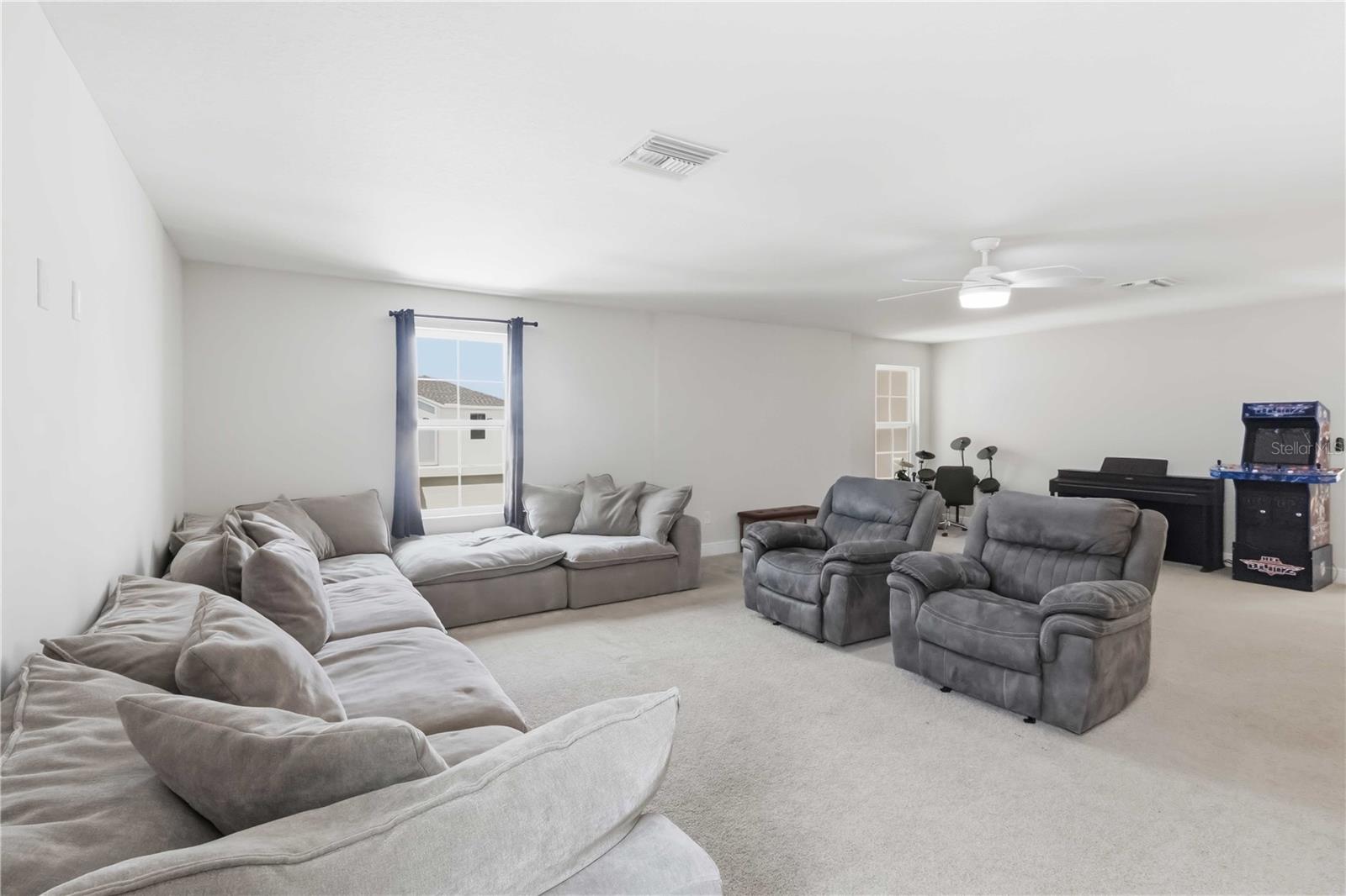 Image 23 of 44 For 14806 Summer Branch Drive