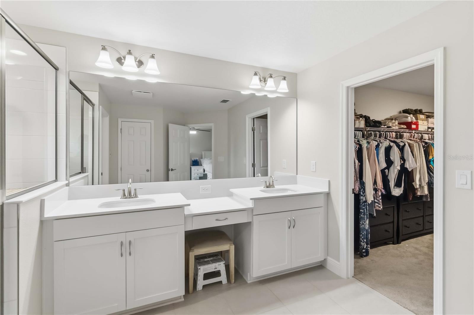 Image 39 of 44 For 14806 Summer Branch Drive