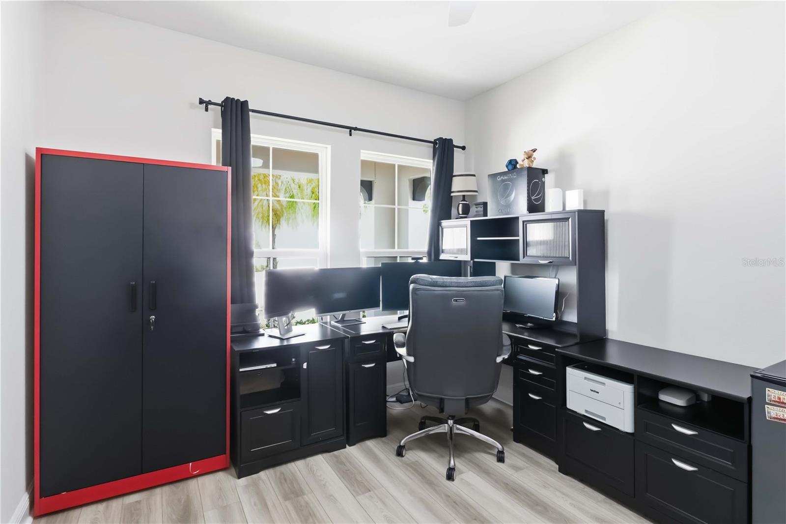 Image 5 of 44 For 14806 Summer Branch Drive