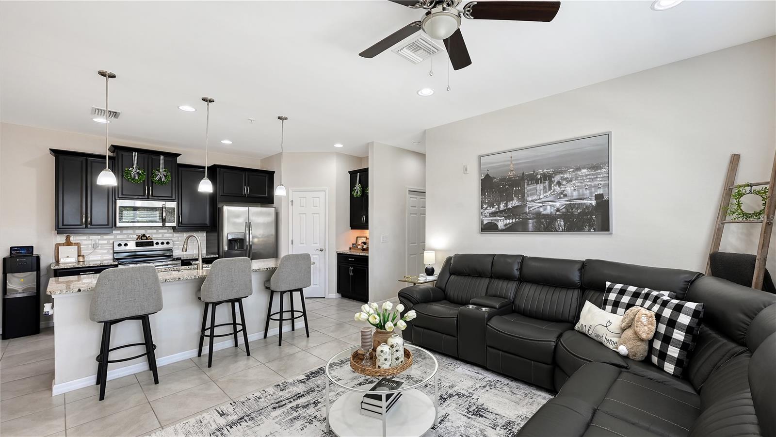 Image 12 of 36 For 4226 Frontier Lane 103