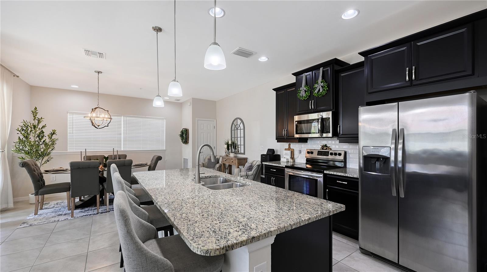 Image 14 of 36 For 4226 Frontier Lane 103