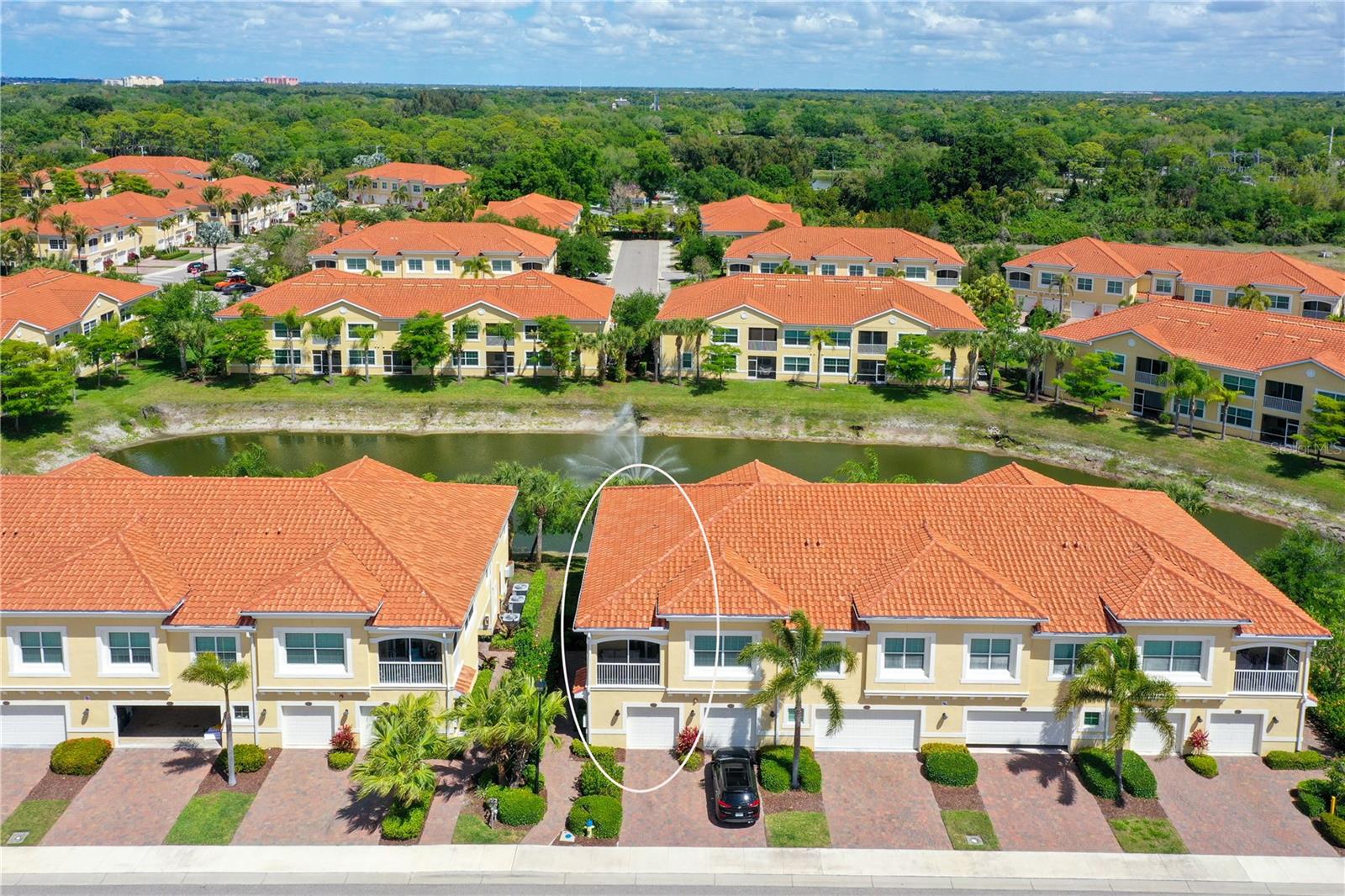 Image 3 of 36 For 4226 Frontier Lane 103