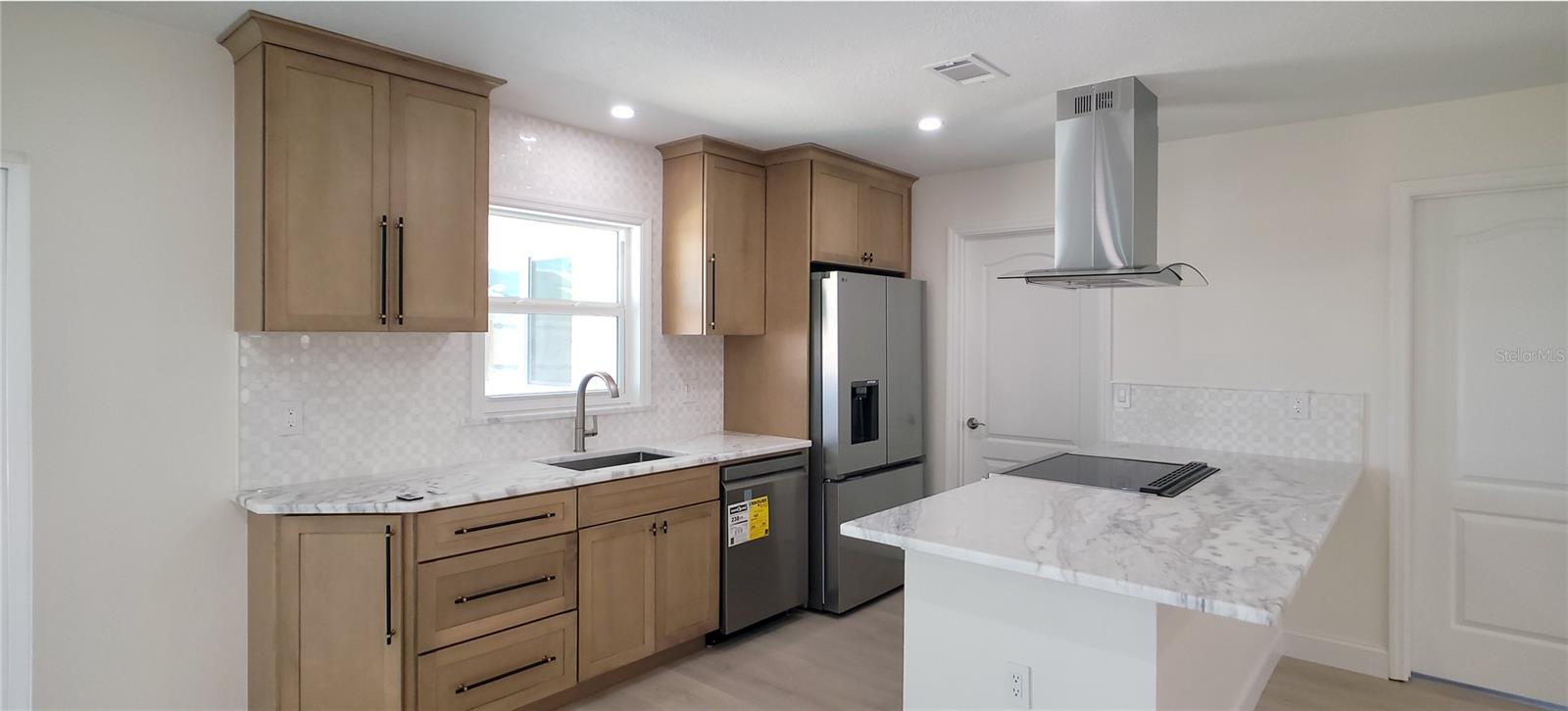 Image 11 of 36 For 4018 29th Avenue W