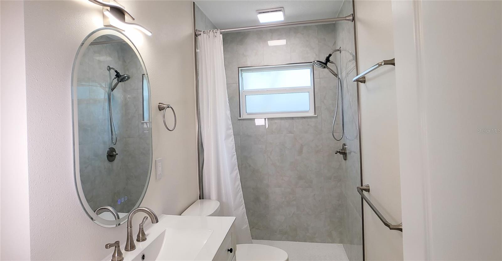 Image 17 of 36 For 4018 29th Avenue W