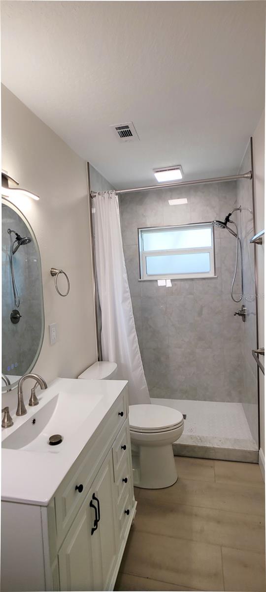 Image 18 of 36 For 4018 29th Avenue W