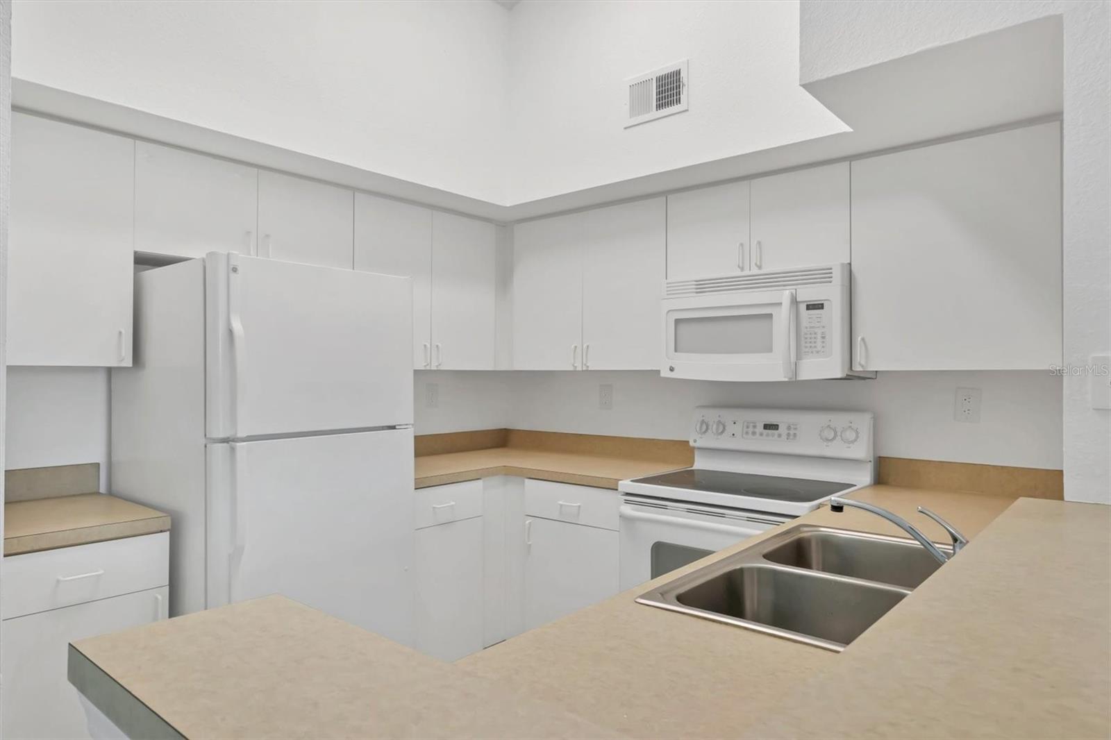 Image 15 of 45 For 4110 Central Sarasota Parkway 135