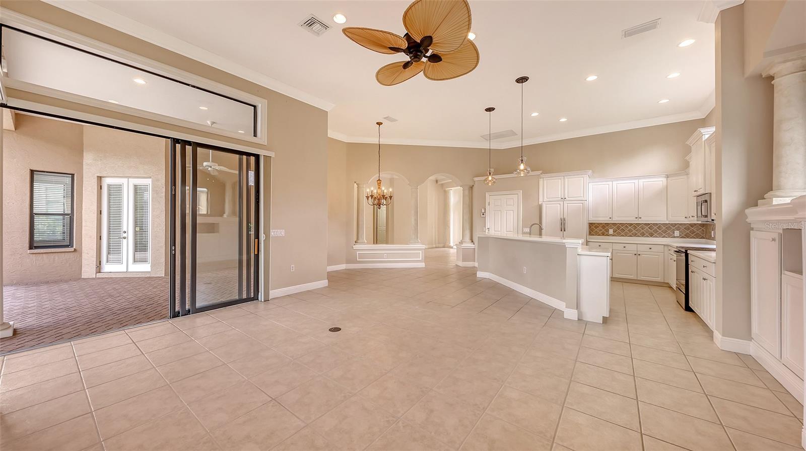 Image 23 of 77 For 7134 Whitemarsh Circle