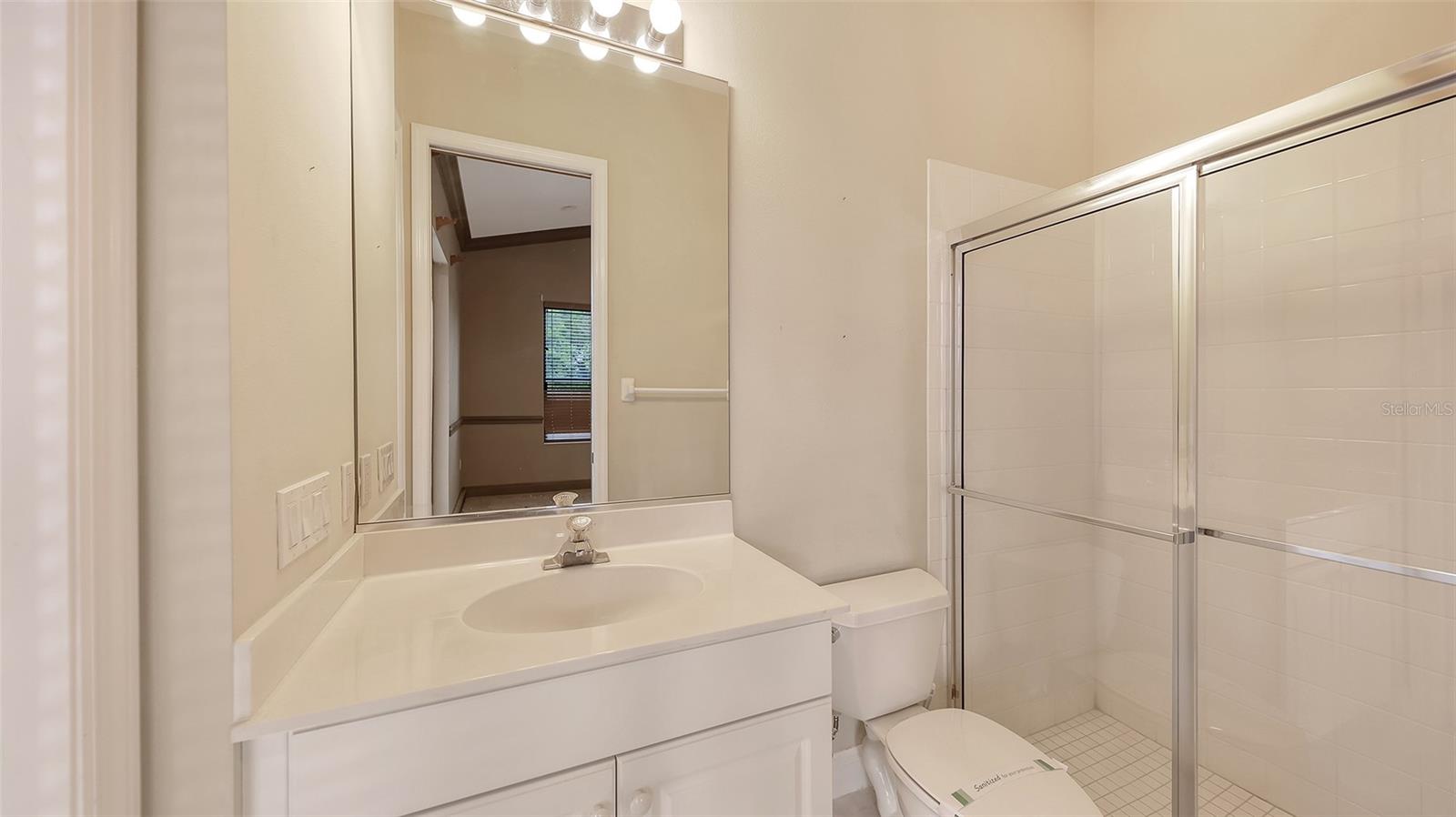 Image 29 of 77 For 7134 Whitemarsh Circle