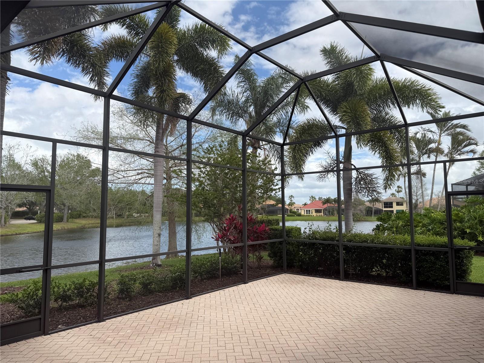 Image 3 of 77 For 7134 Whitemarsh Circle