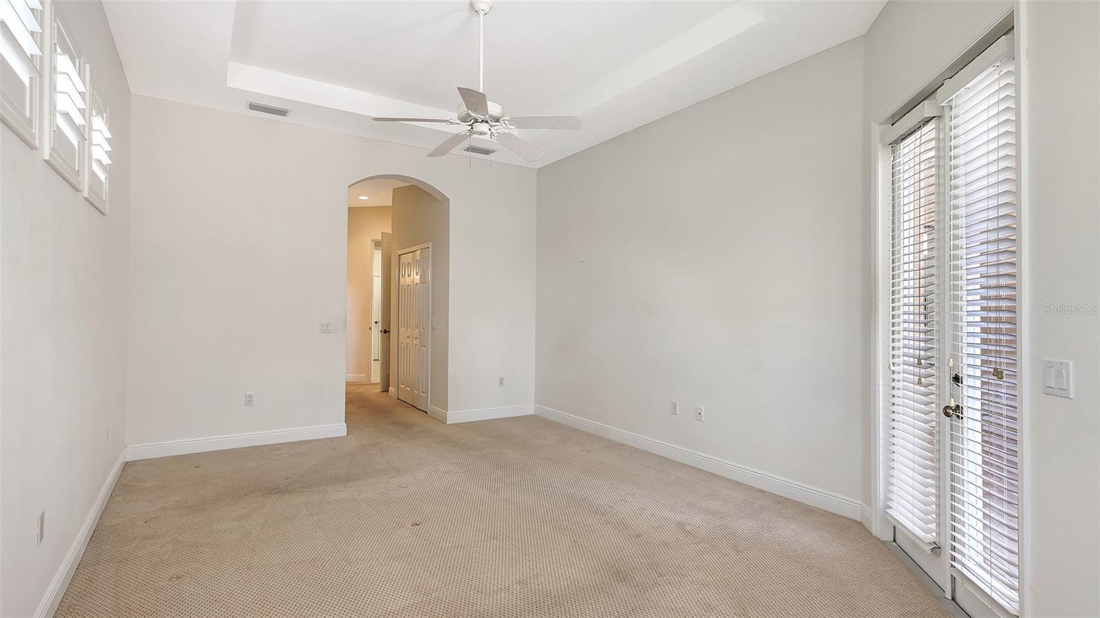 Image 32 of 77 For 7134 Whitemarsh Circle