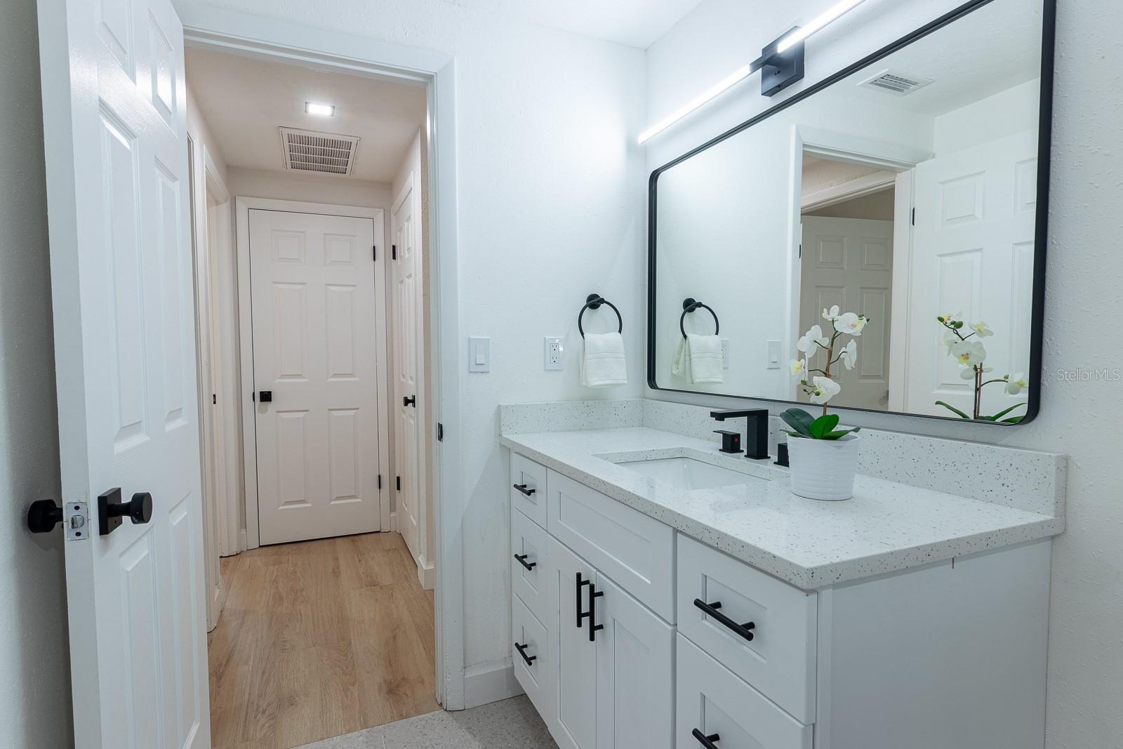 Image 26 of 34 For 420 Archibald Avenue