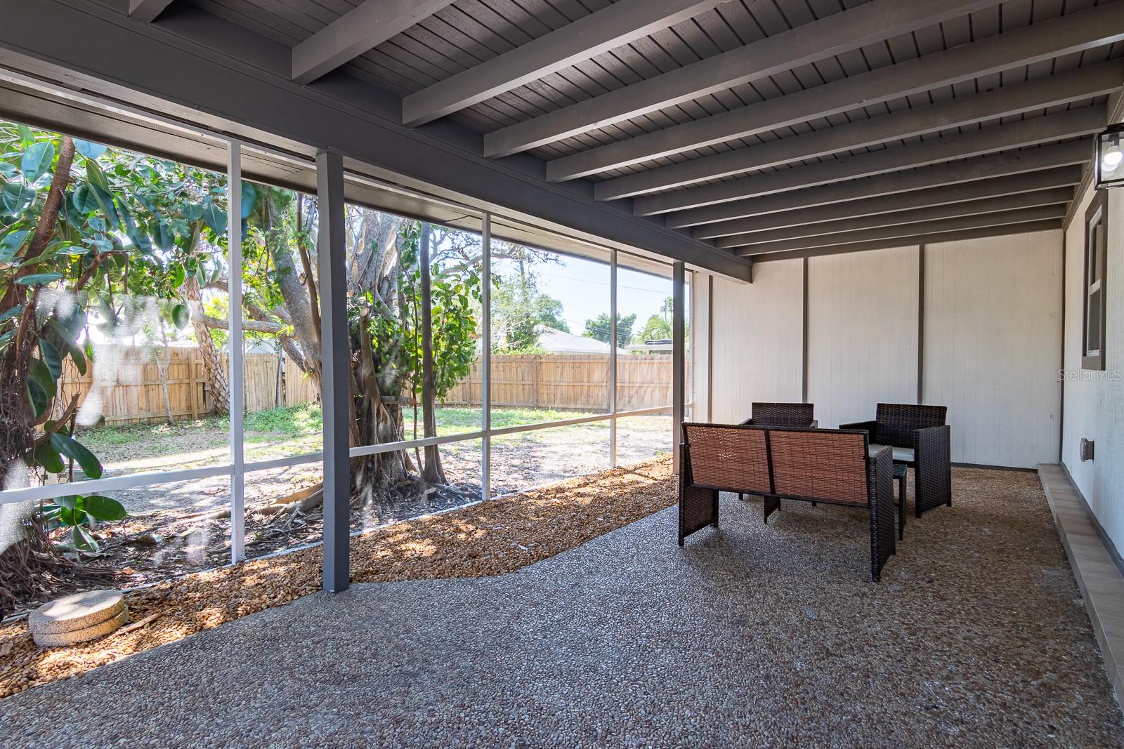 Image 29 of 34 For 420 Archibald Avenue