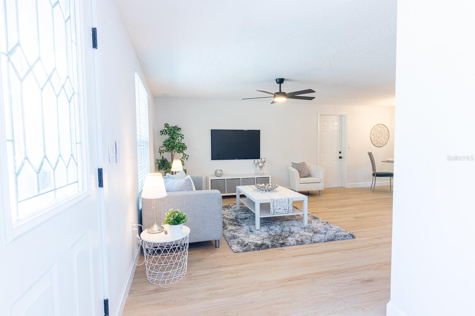 Image 5 of 34 For 420 Archibald Avenue