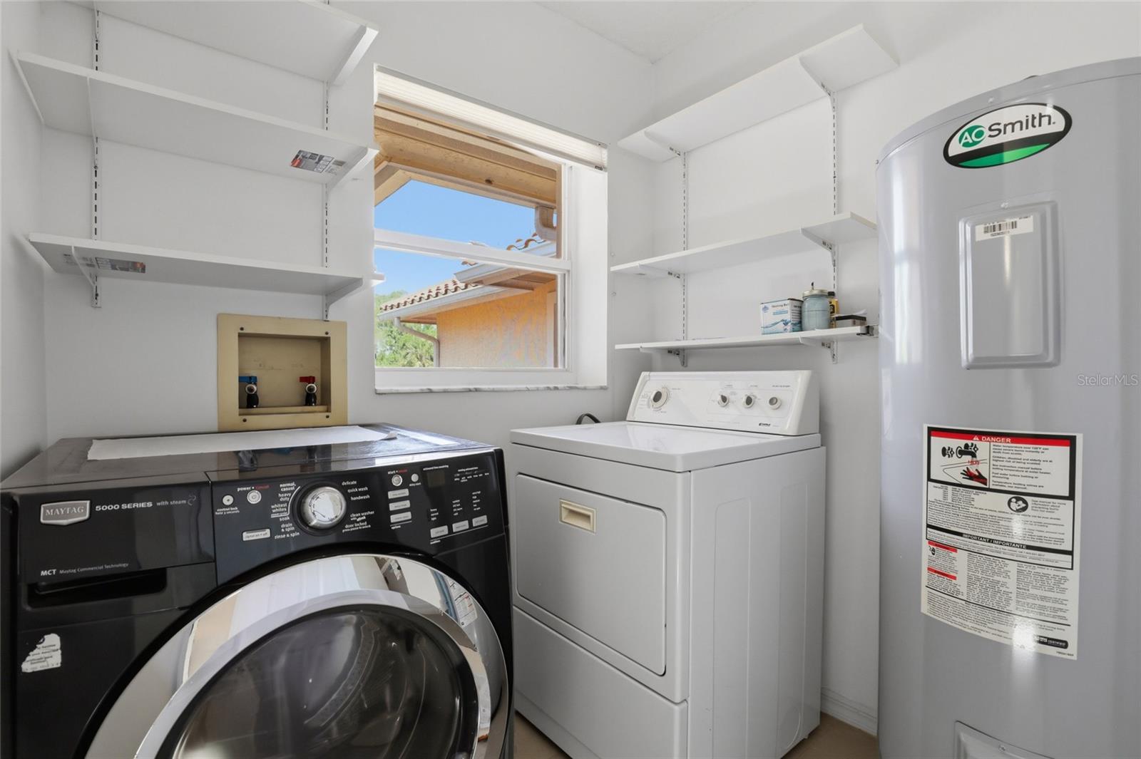 Image 37 of 51 For 5588 Golf Pointe Drive 1