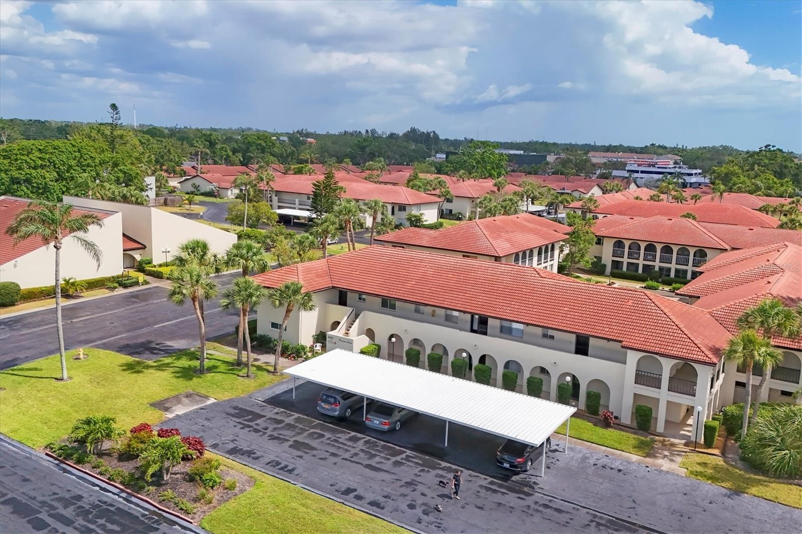 Image 32 of 48 For 3690 Pinecrest St  114