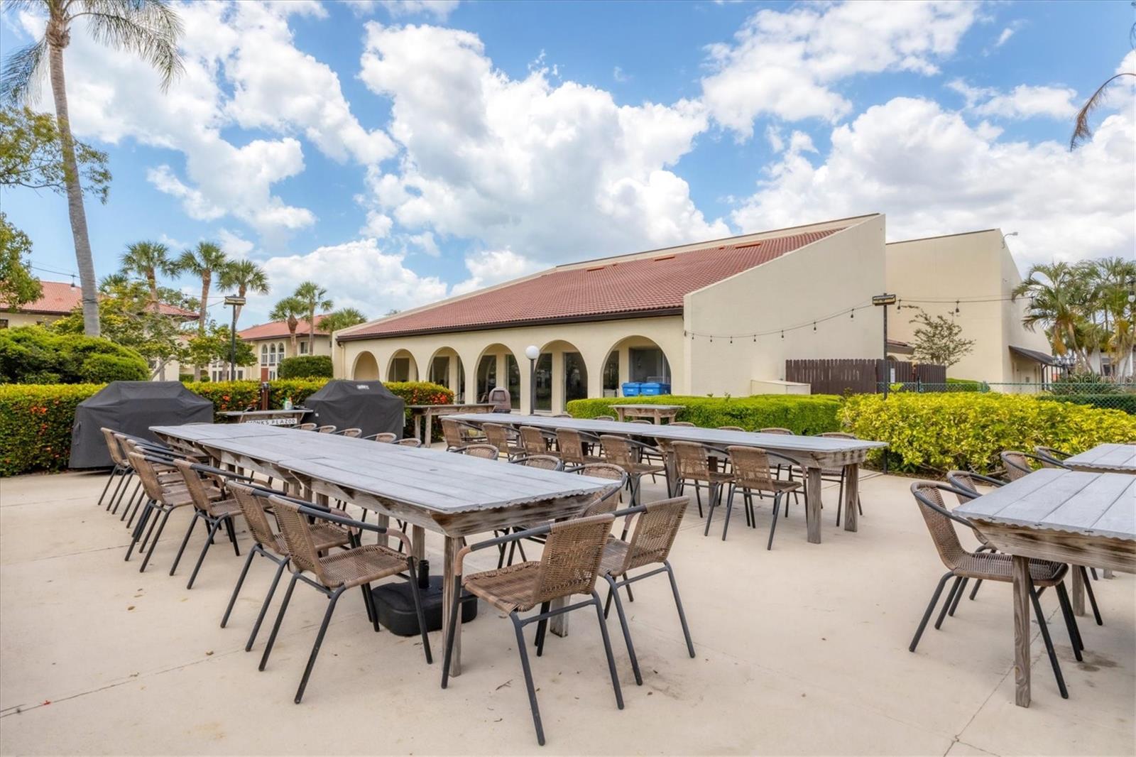 Image 47 of 48 For 3690 Pinecrest St  114