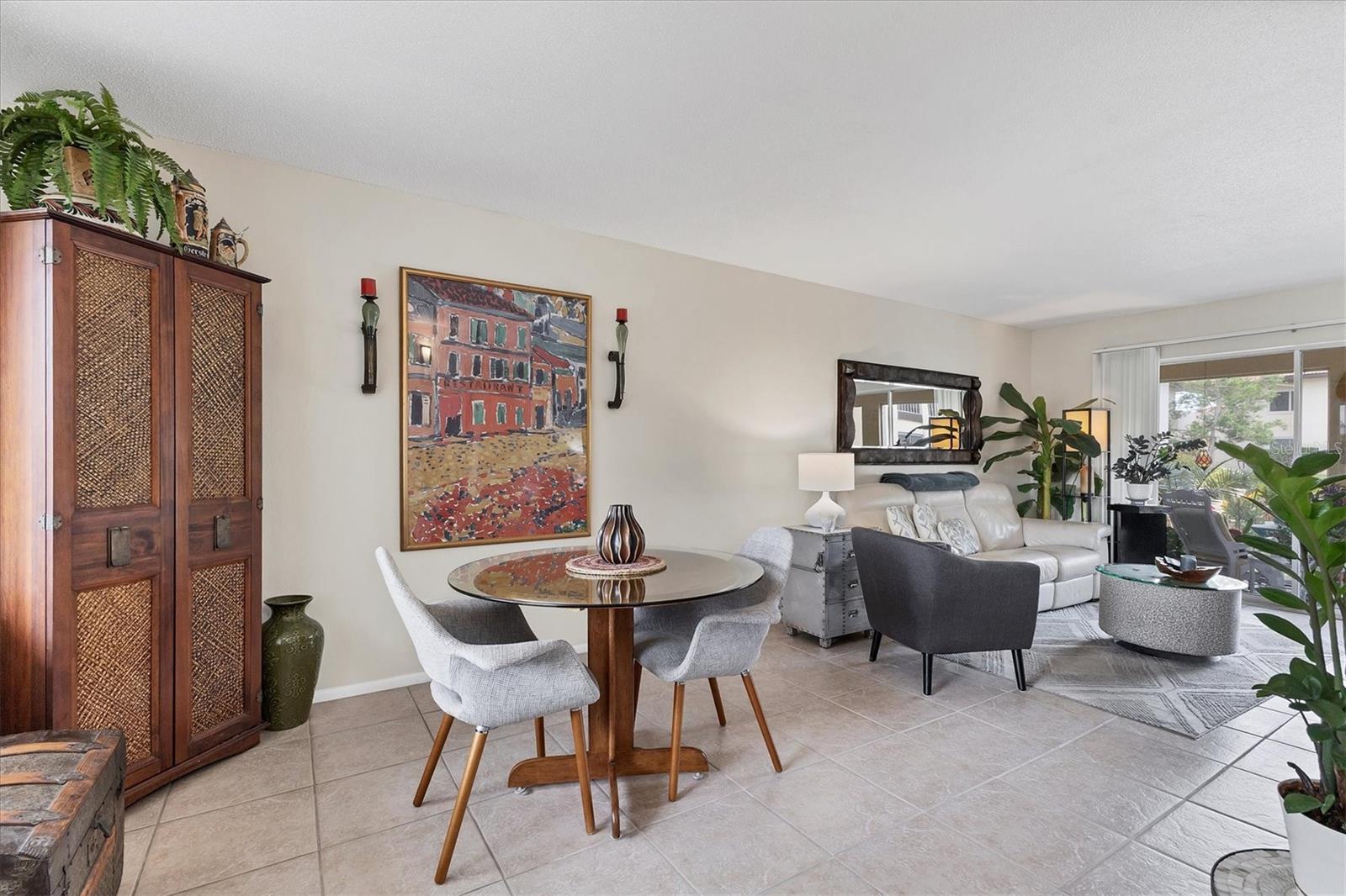 Image 9 of 48 For 3690 Pinecrest St  114