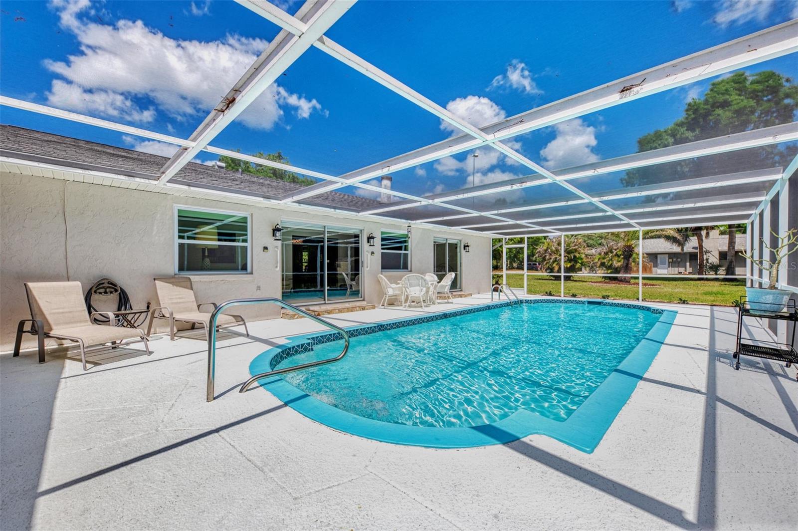 Image 36 of 47 For 1620 Mission Valley Boulevard