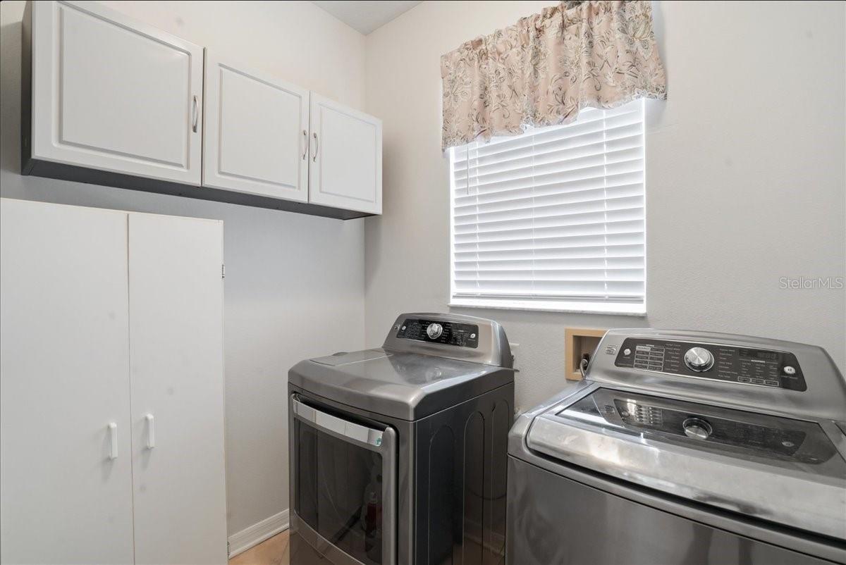 Image 17 of 47 For 7860 Atwood Drive