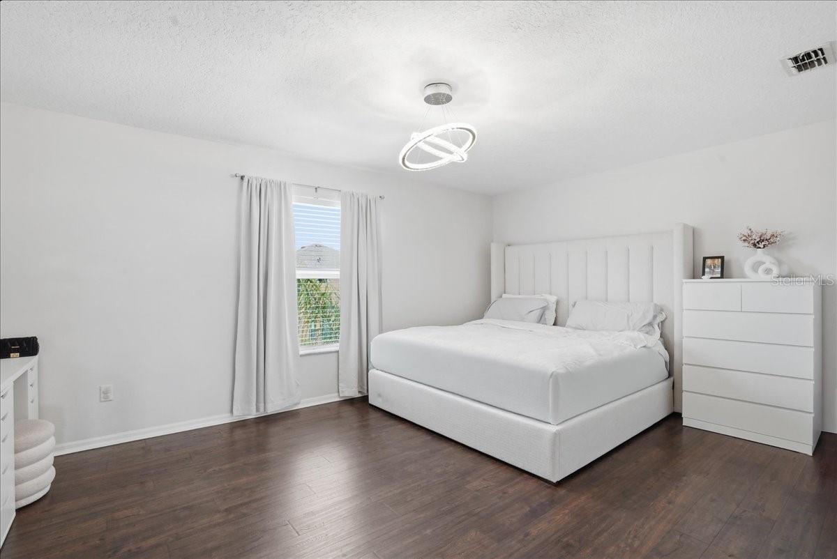 Image 23 of 47 For 7860 Atwood Drive