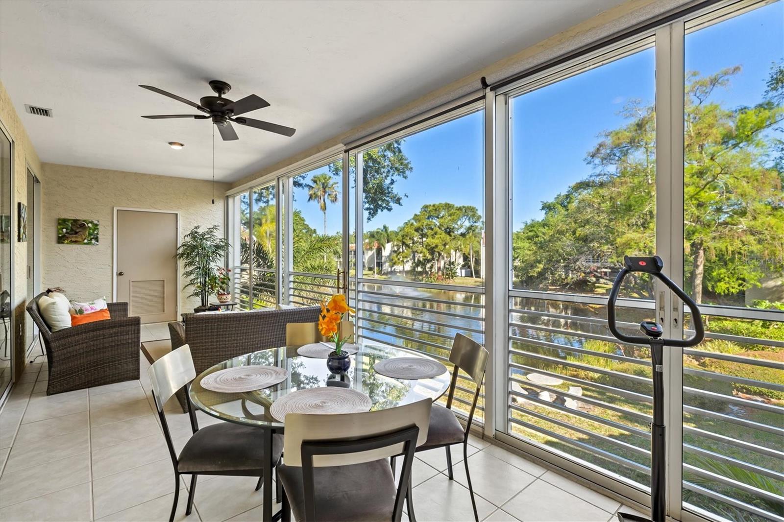 Image 20 of 59 For 6101 34th Street W 26c