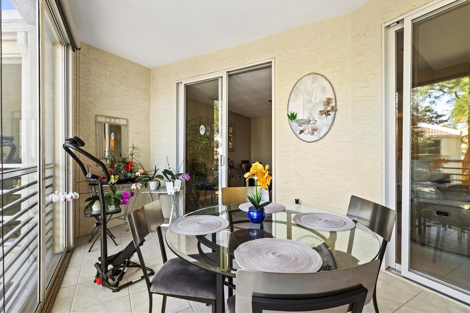 Image 22 of 59 For 6101 34th Street W 26c