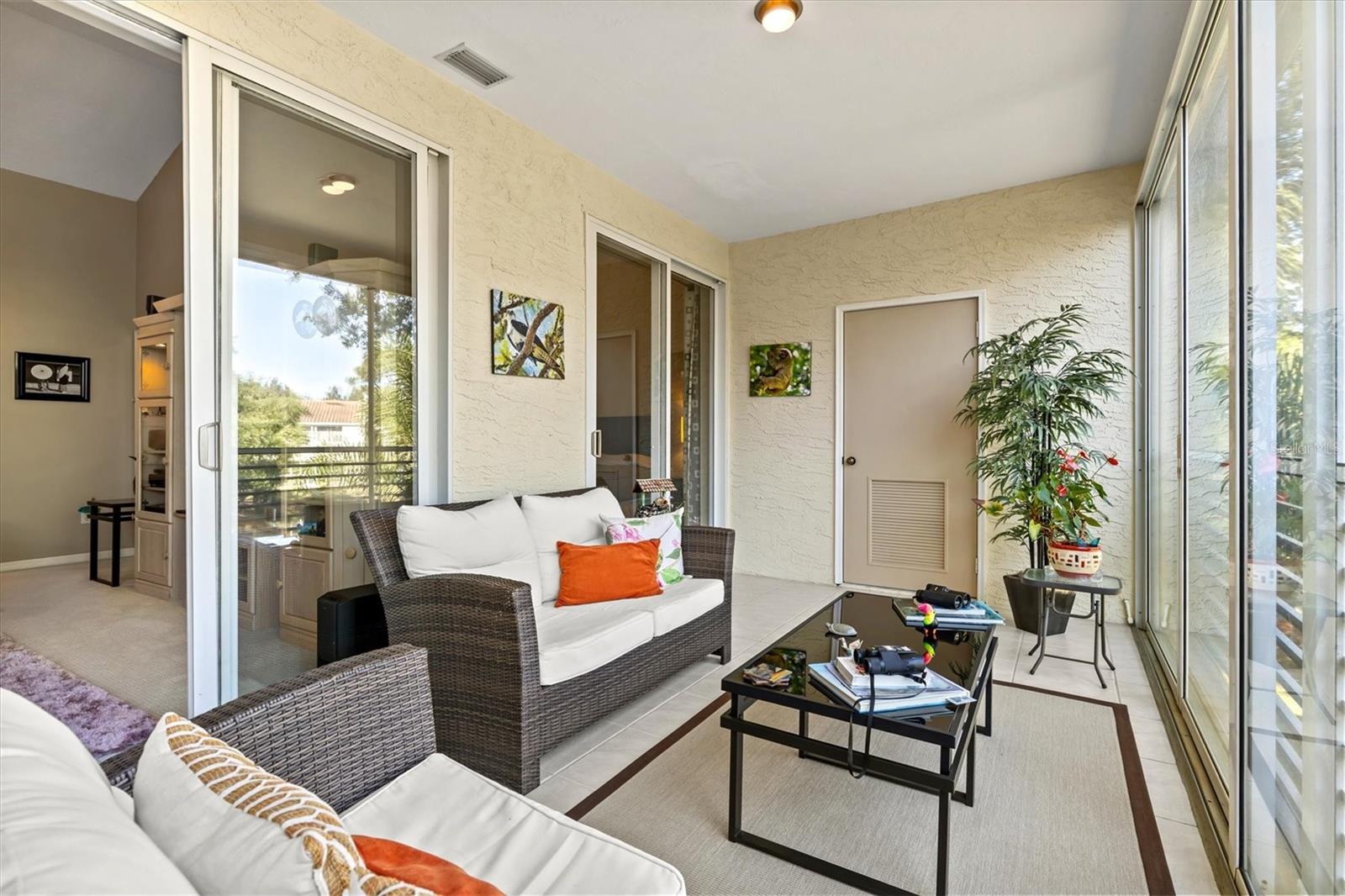 Image 24 of 59 For 6101 34th Street W 26c