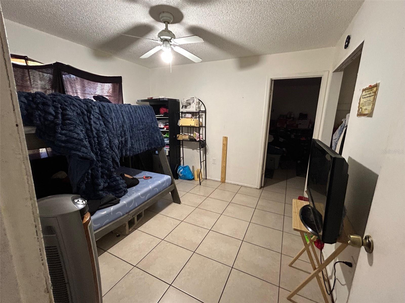 Image 11 of 28 For 1031 30th Avenue E