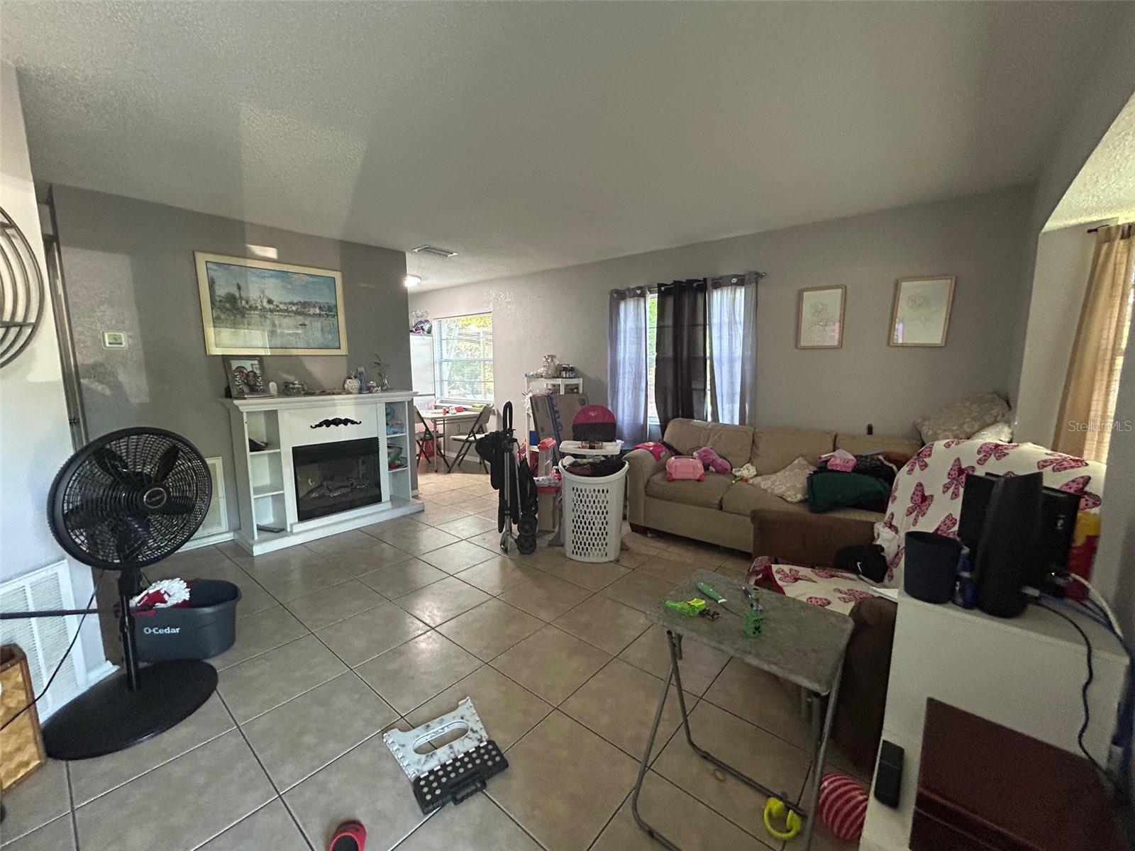 Image 15 of 28 For 1031 30th Avenue E