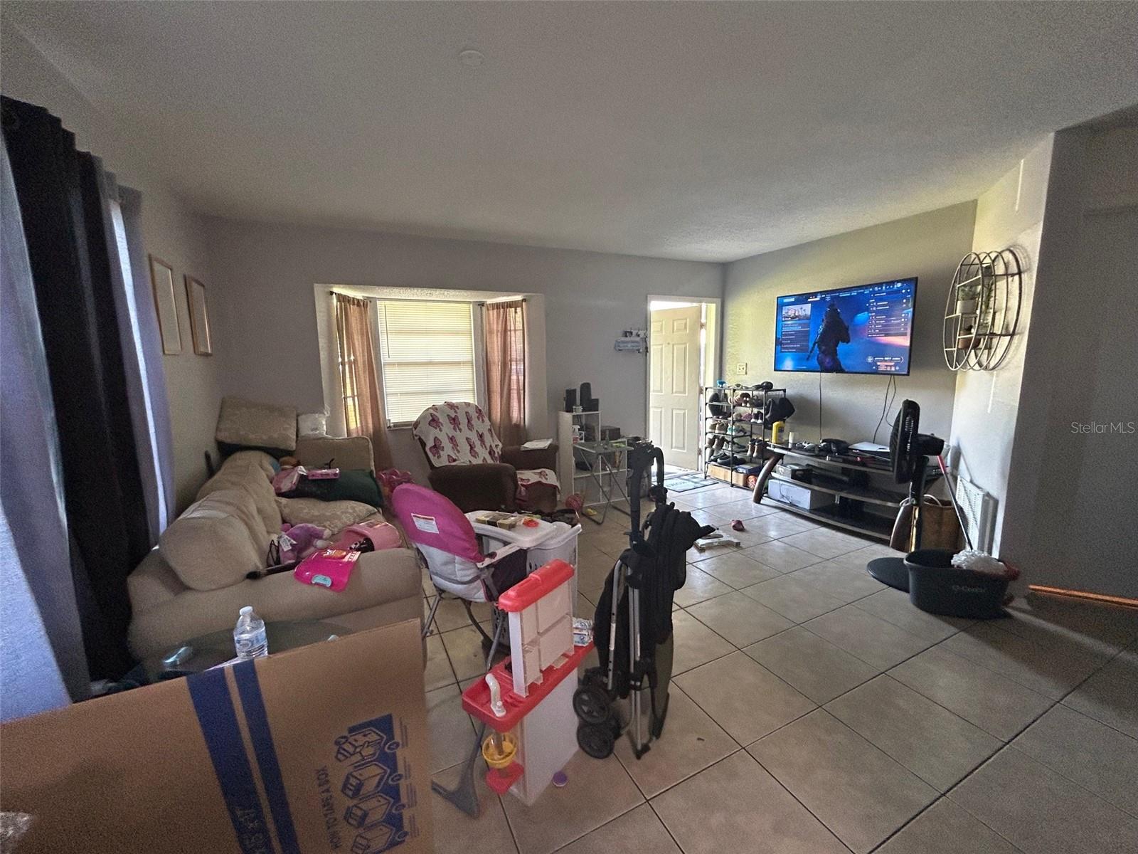 Image 16 of 28 For 1031 30th Avenue E