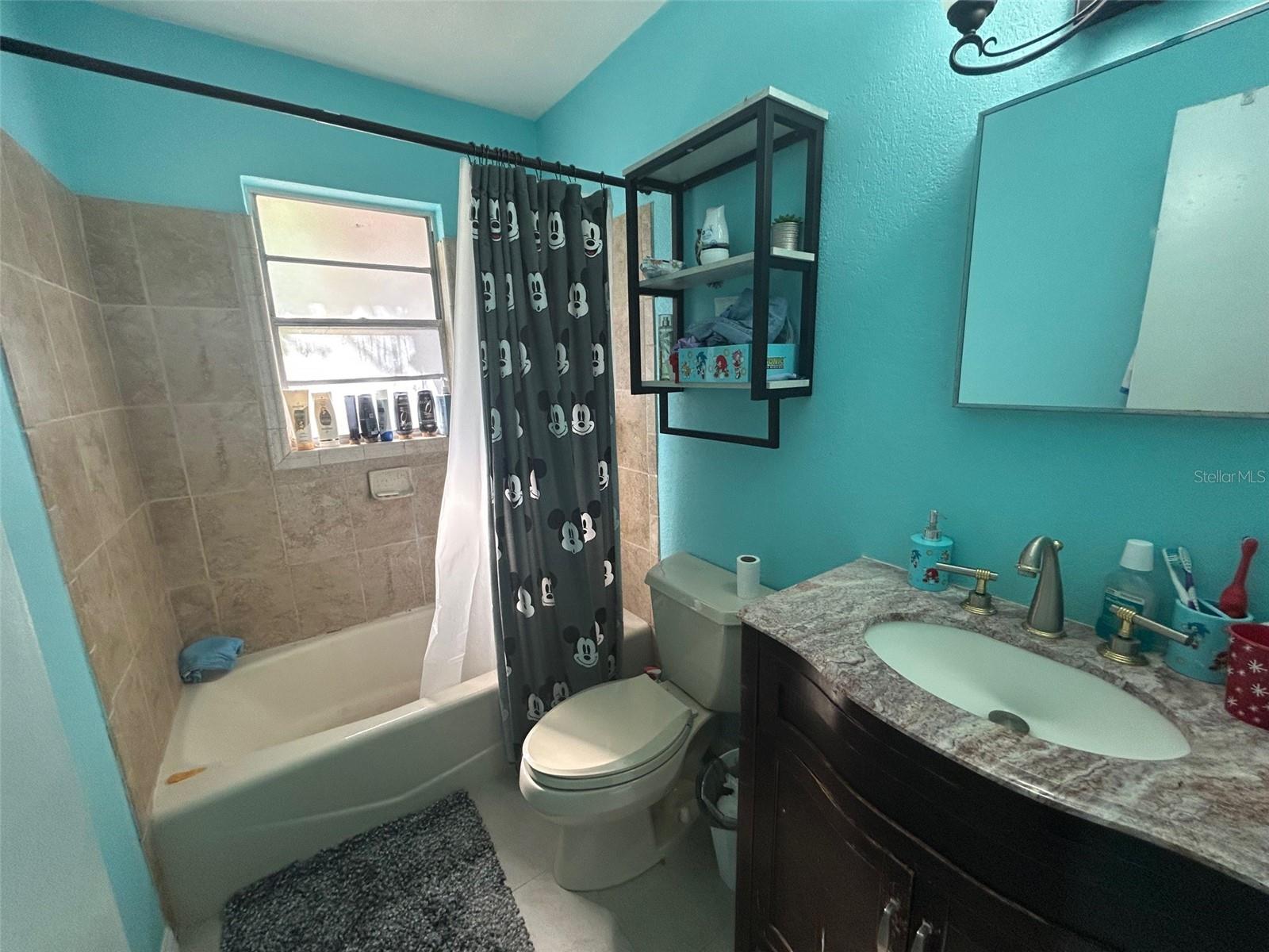 Image 22 of 28 For 1031 30th Avenue E