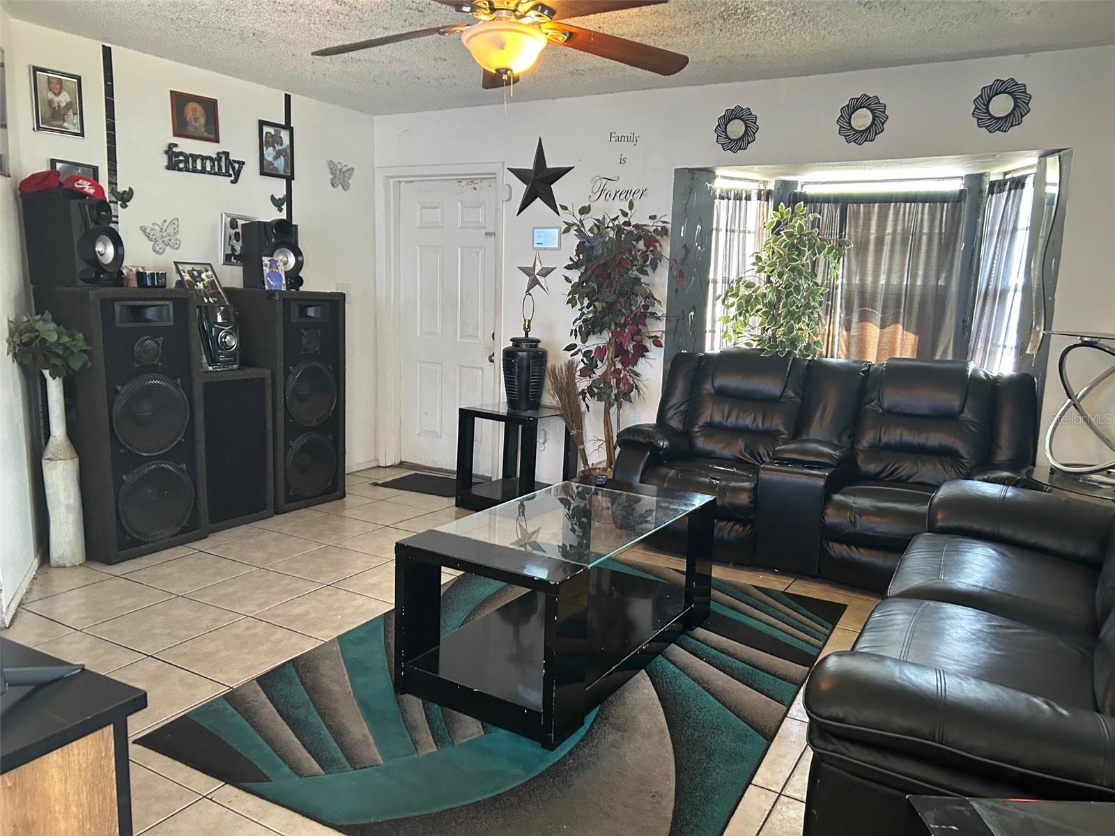 Image 5 of 28 For 1031 30th Avenue E