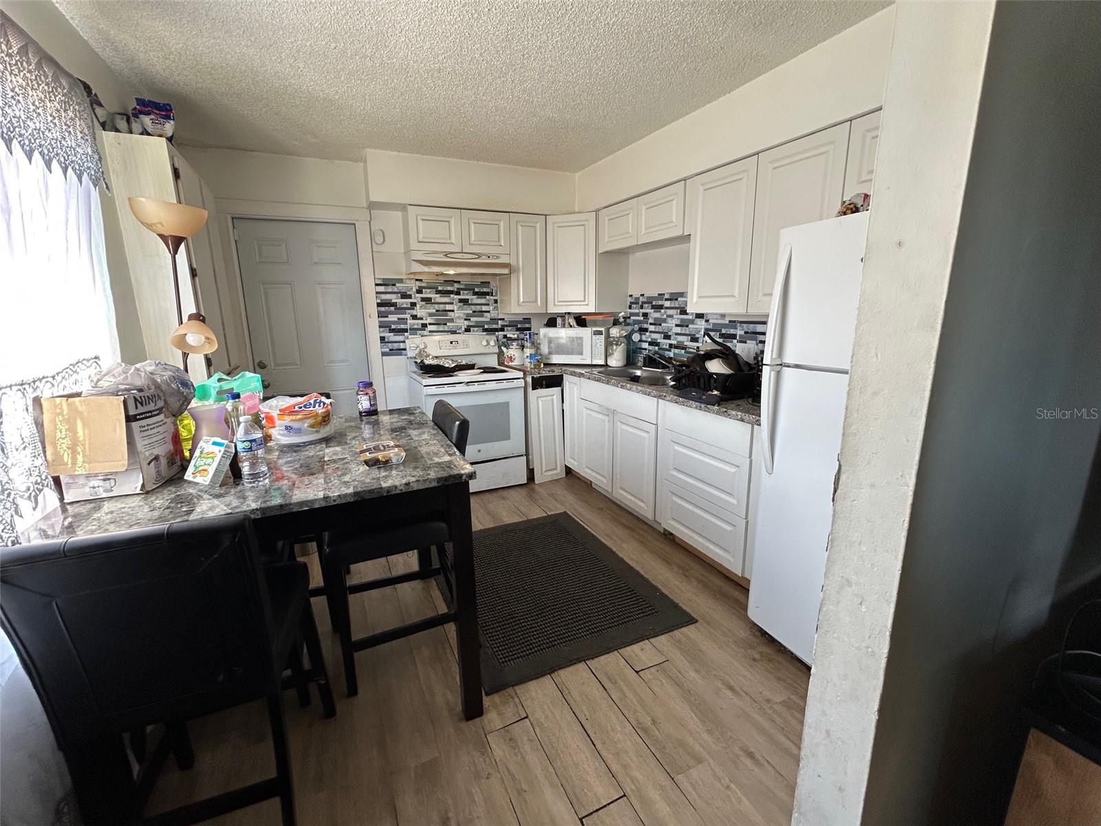 Image 6 of 28 For 1031 30th Avenue E