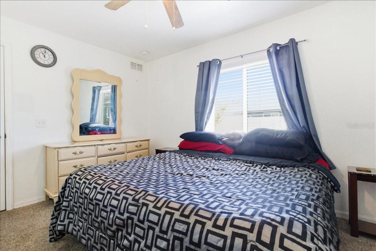 Image 16 of 38 For 5105 15th Street Court E