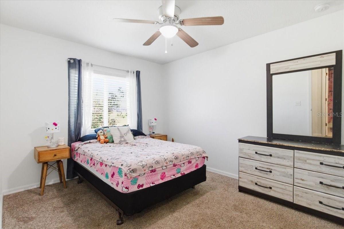 Image 25 of 38 For 5105 15th Street Court E