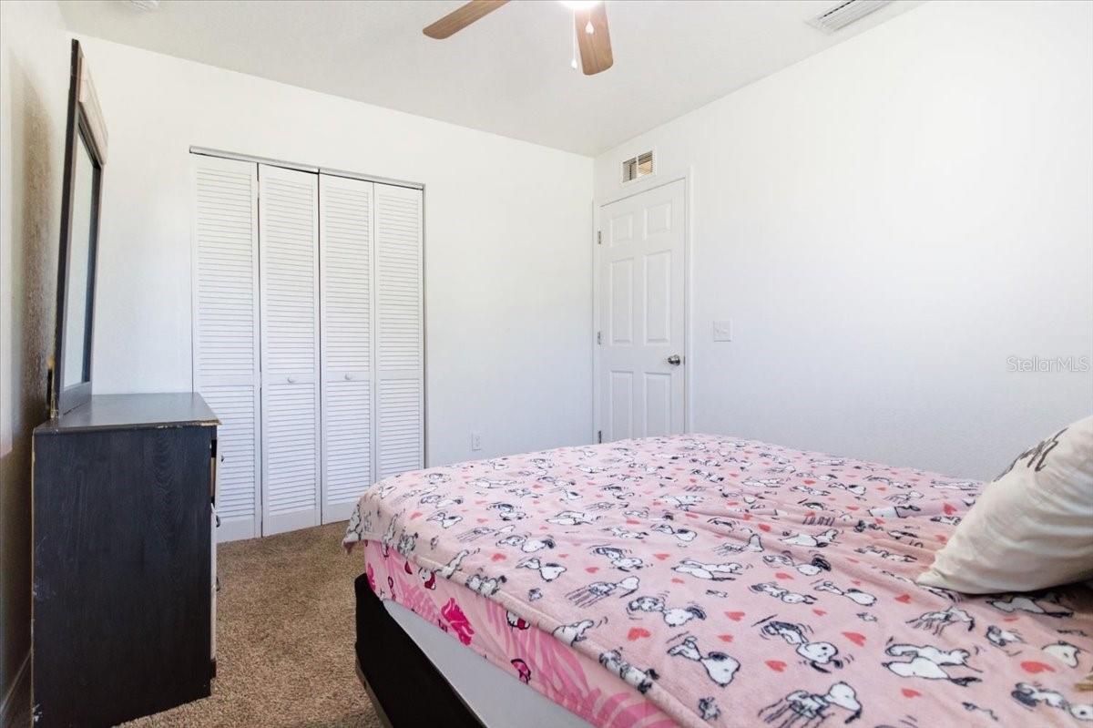 Image 26 of 38 For 5105 15th Street Court E