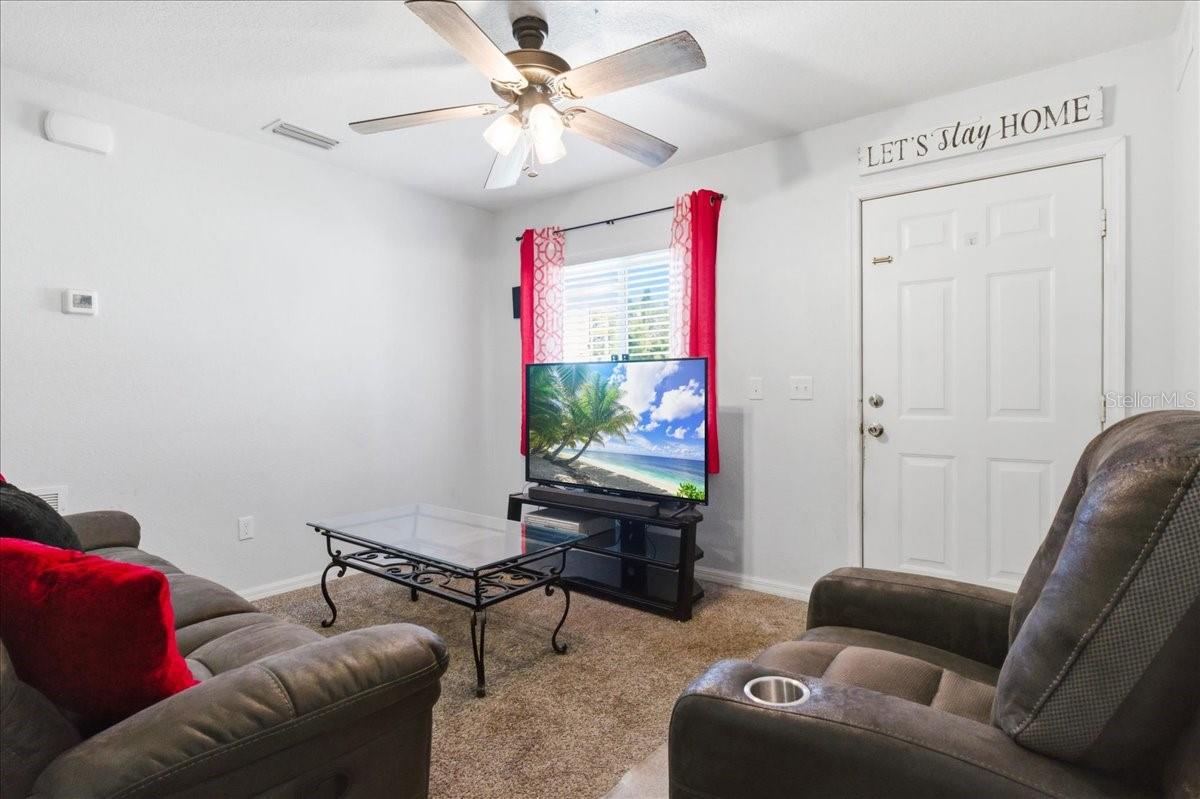 Image 4 of 38 For 5105 15th Street Court E