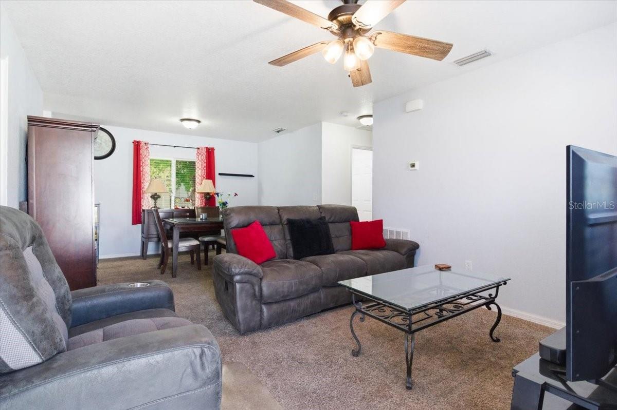 Image 5 of 38 For 5105 15th Street Court E