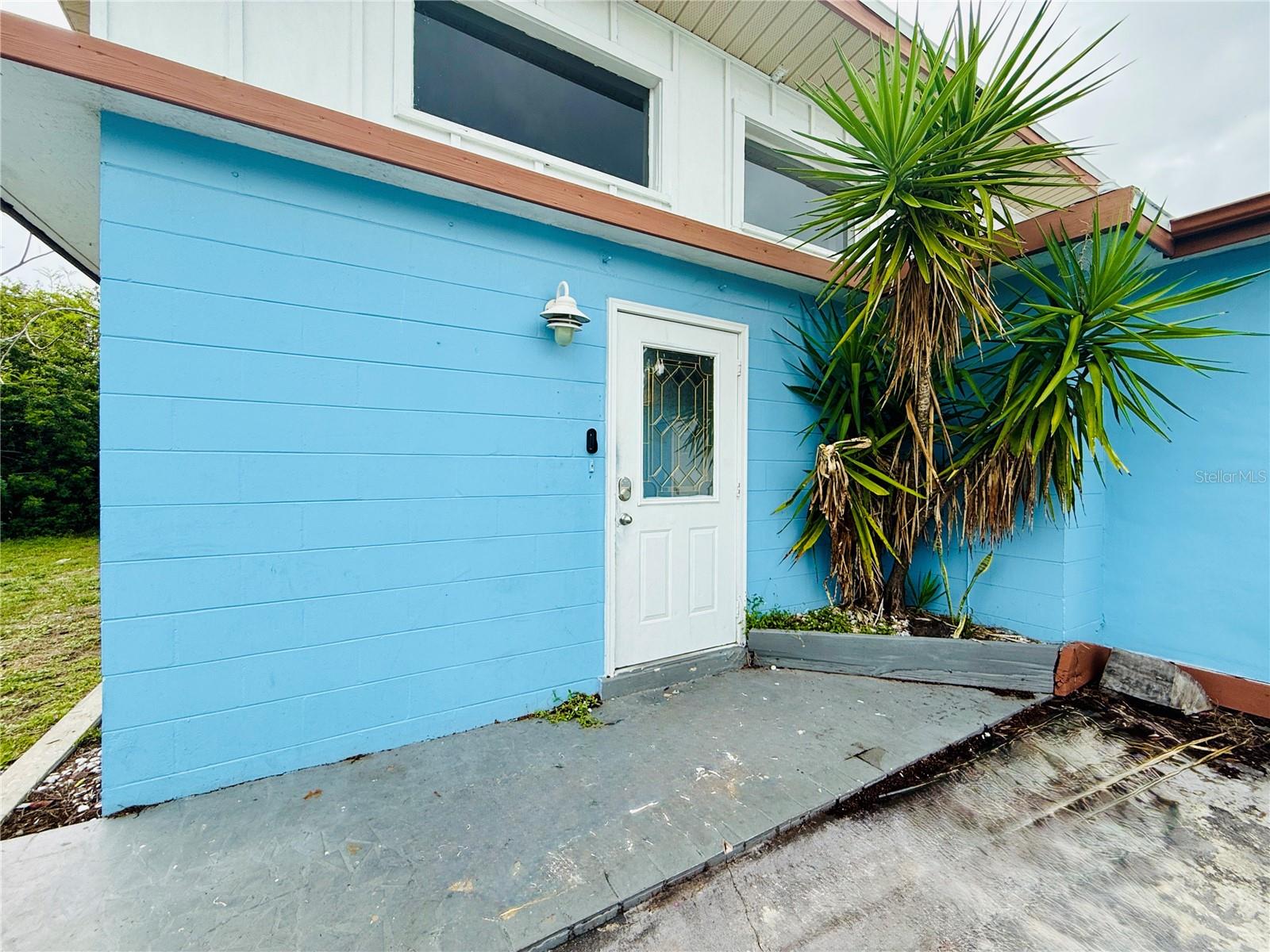 Details for 164 Tradewinds Drive Nw, PORT CHARLOTTE, FL 33952