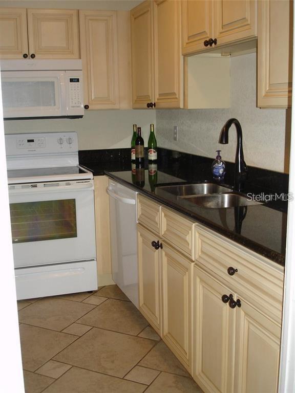 Image 3 of 17 For 7211 Country Club Drive N 133