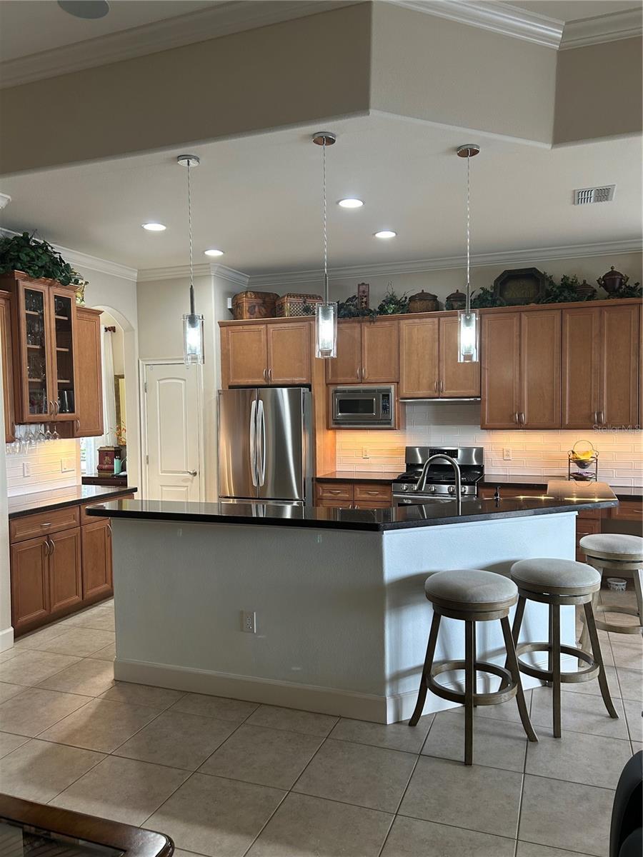 Image 3 of 6 For 9803 Portside Terrace