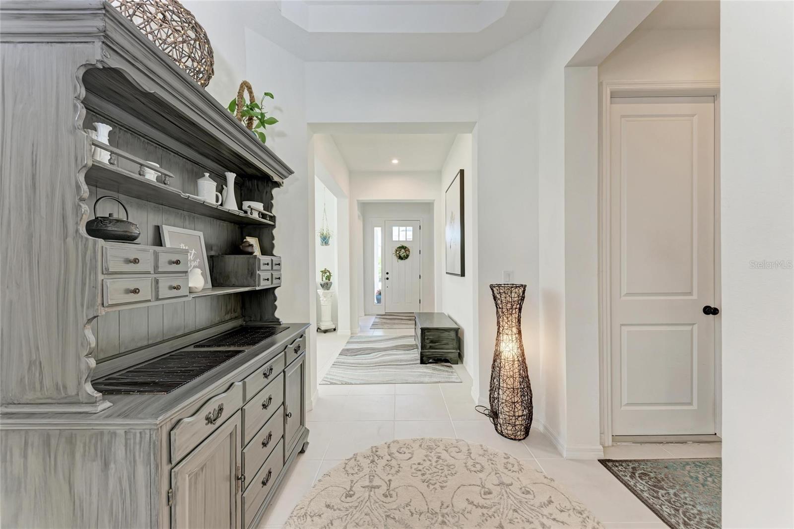 Image 11 of 81 For 10010 Buckman Halls Drive