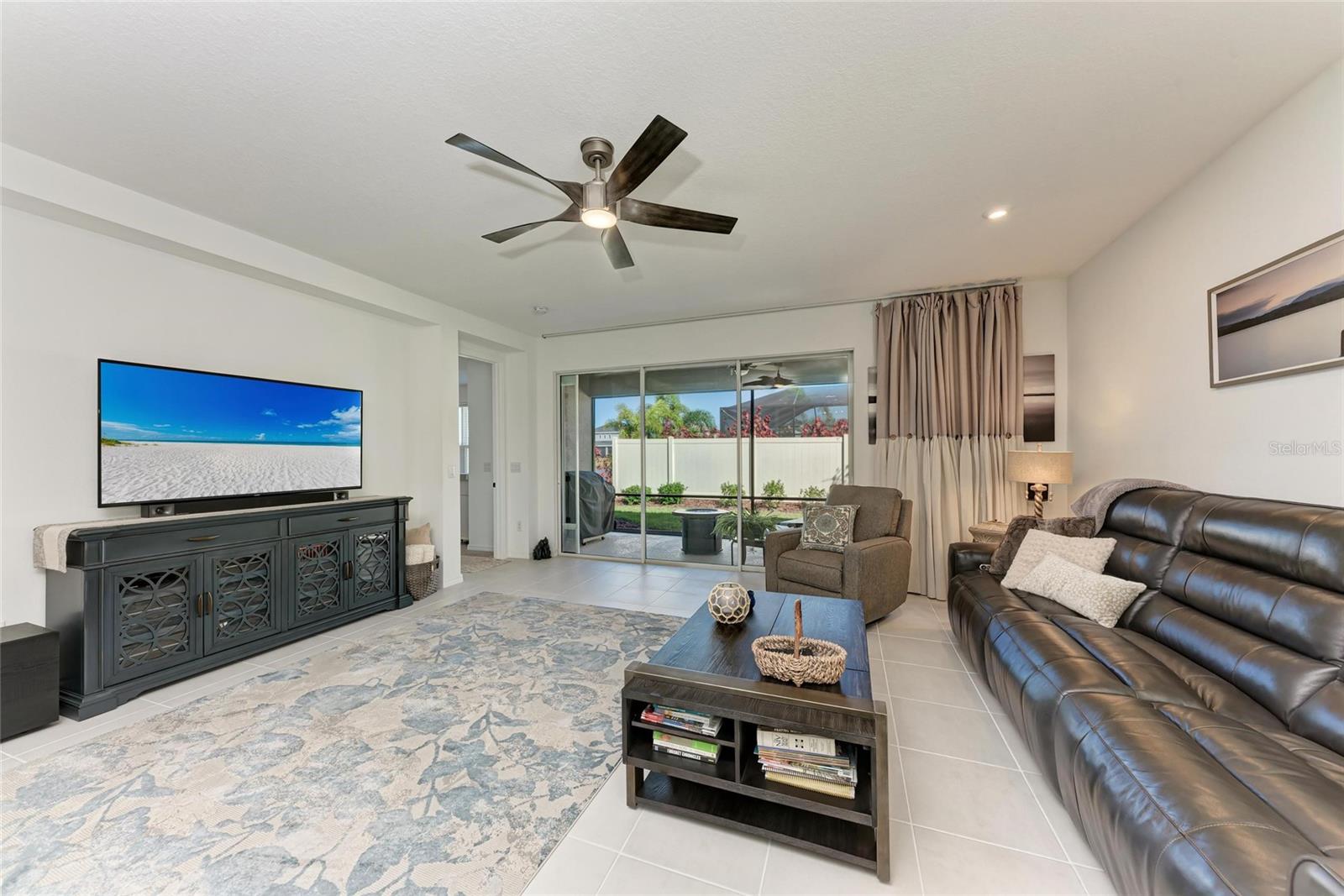 Image 13 of 81 For 10010 Buckman Halls Drive