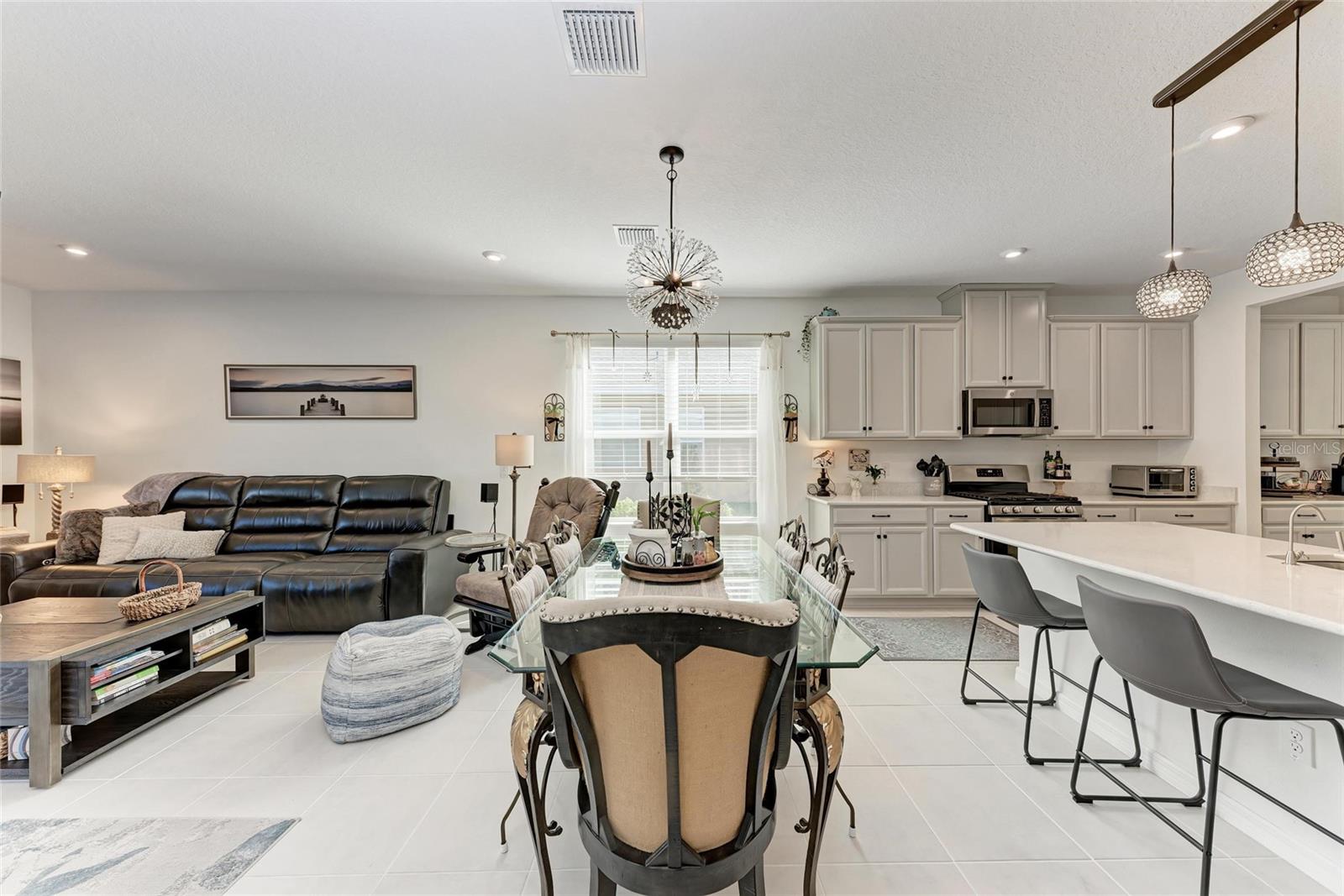 Image 26 of 81 For 10010 Buckman Halls Drive