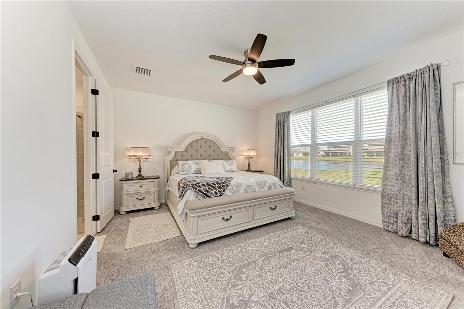 Image 38 of 81 For 10010 Buckman Halls Drive