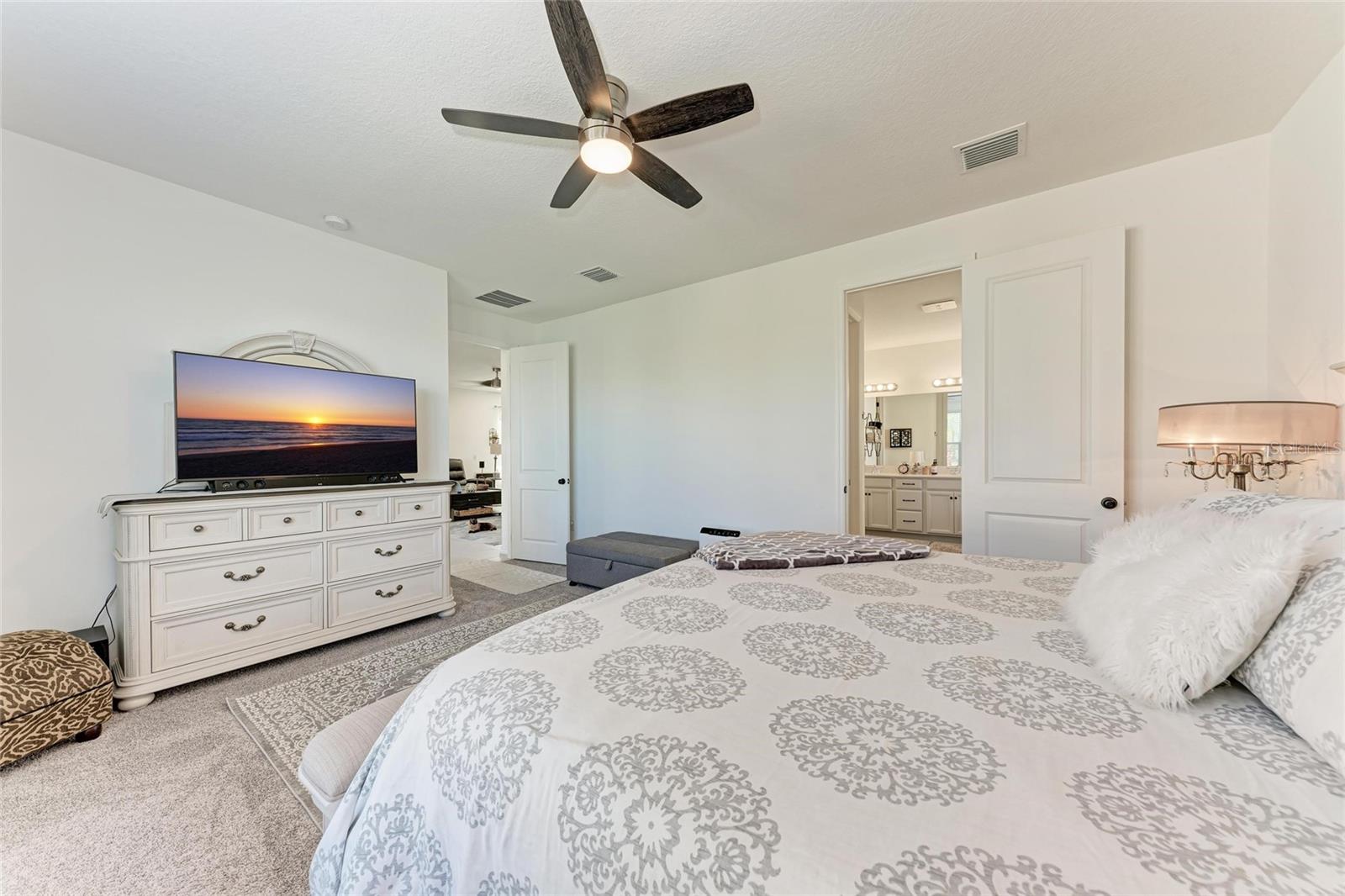 Image 40 of 81 For 10010 Buckman Halls Drive