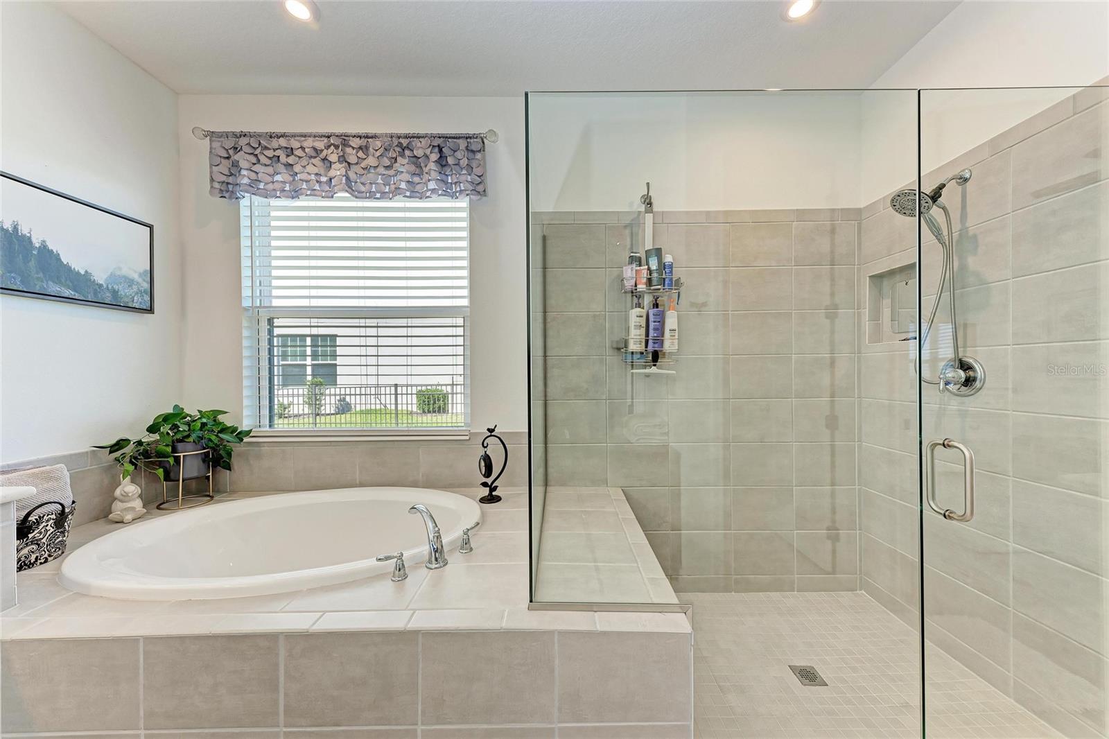 Image 43 of 81 For 10010 Buckman Halls Drive