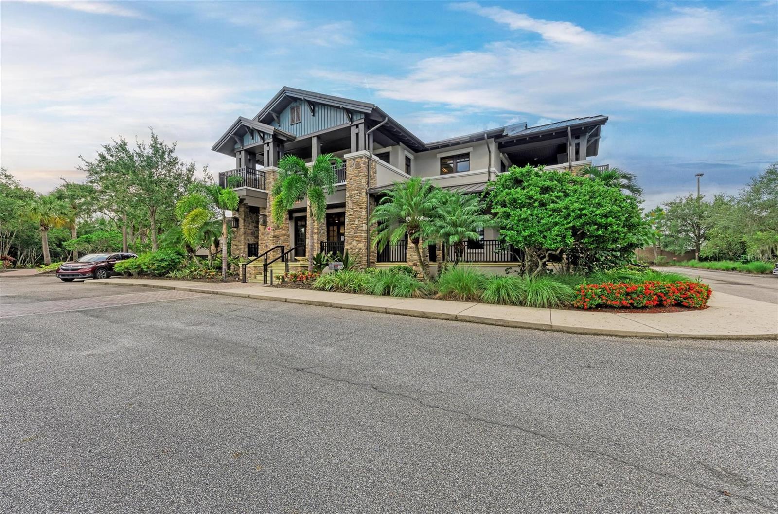 Image 64 of 81 For 10010 Buckman Halls Drive